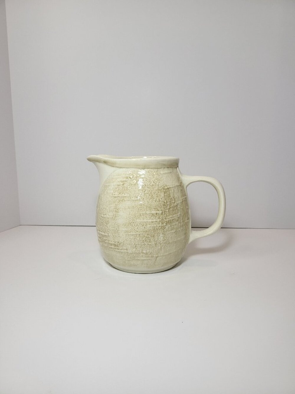 Vintage Stangl Pottery‎ Texture Ware Pitcher. Mid Century Burlap Milk Jug